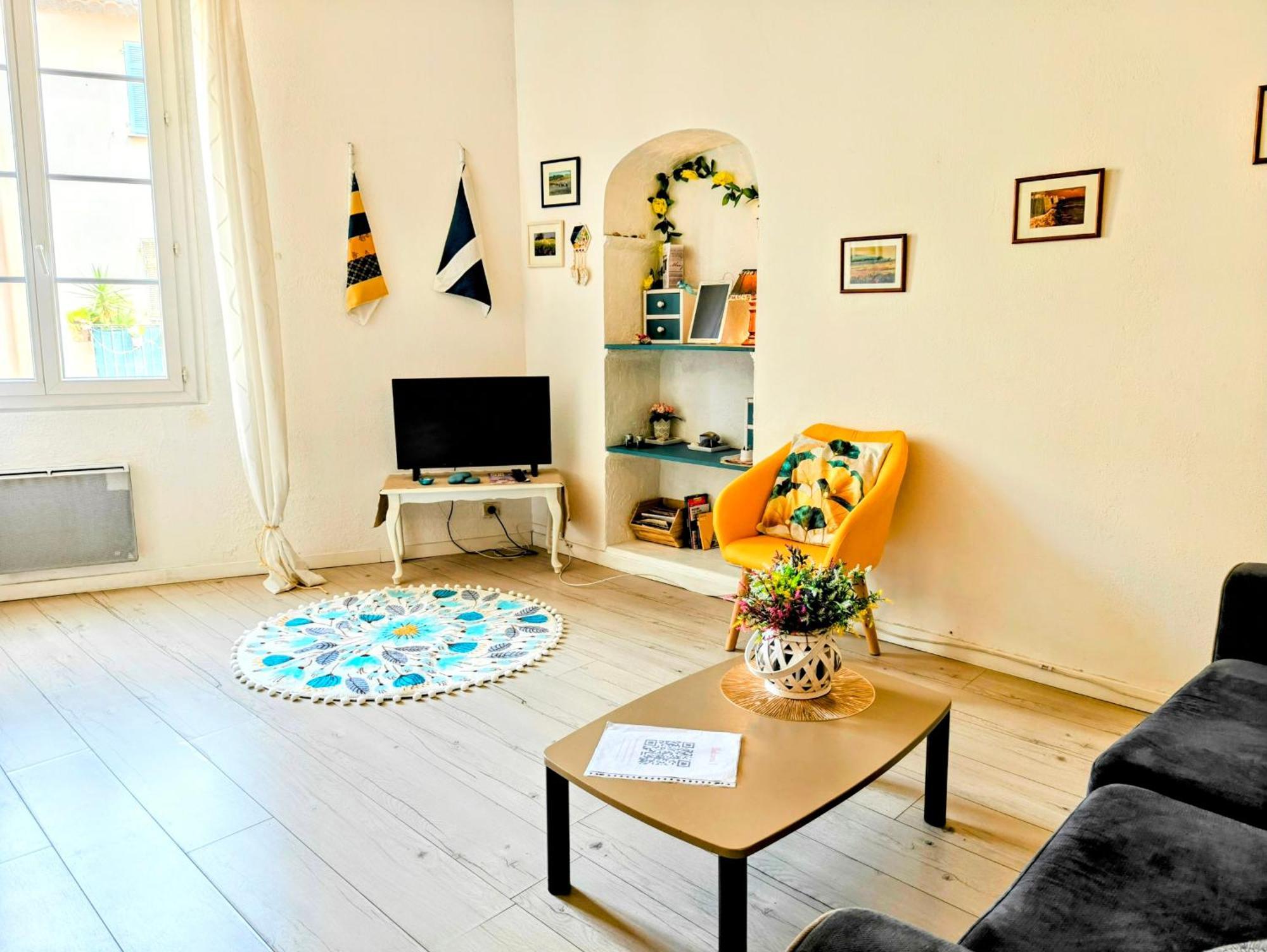 St Joseph - Great Holiday Flat - Old Town For 4 Nice Dış mekan fotoğraf